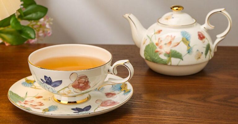 Five Teas to Try in Your One-Cup Teapot
