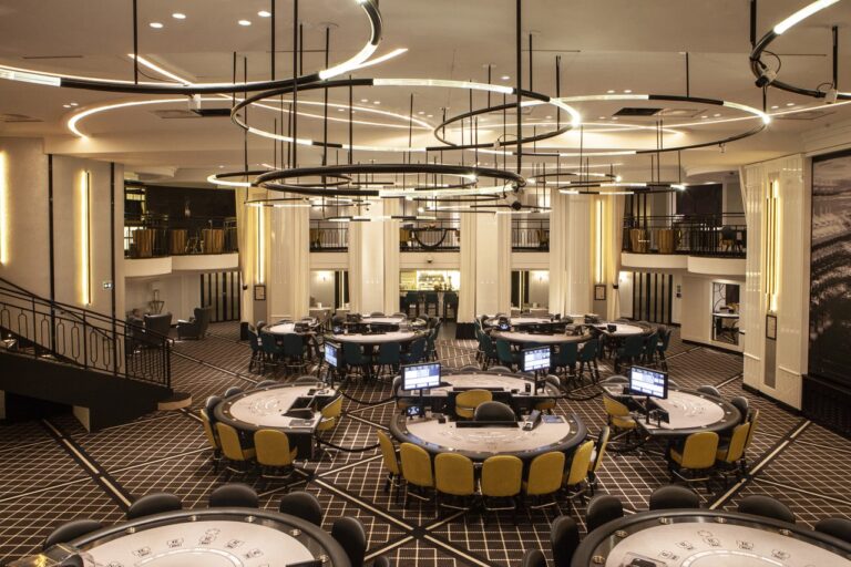 Découvrez les Menus Gagnants : Quand la Gastronomie Rencontre le Poker