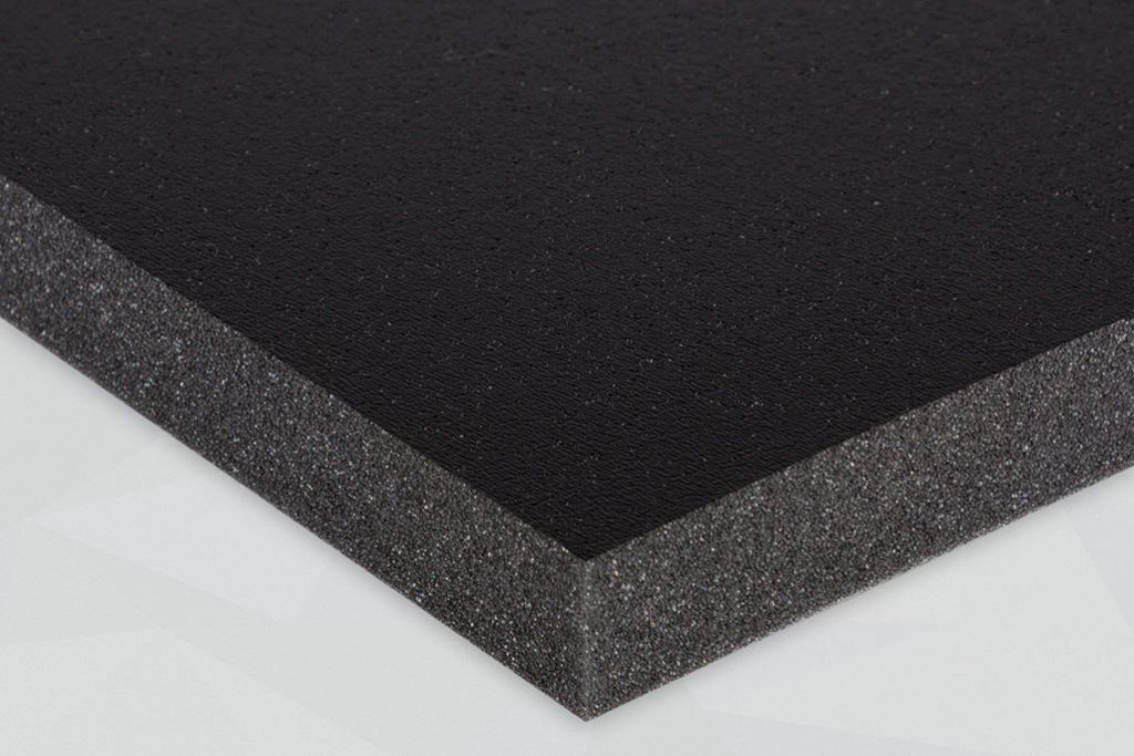 Panneaux de mousse acoustique : solution pour améliorer le confort sonore